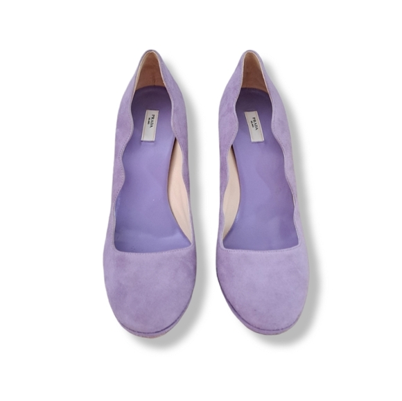 PRADA Leather Scalloped Heels in Lavander - Picture 5 of 13
